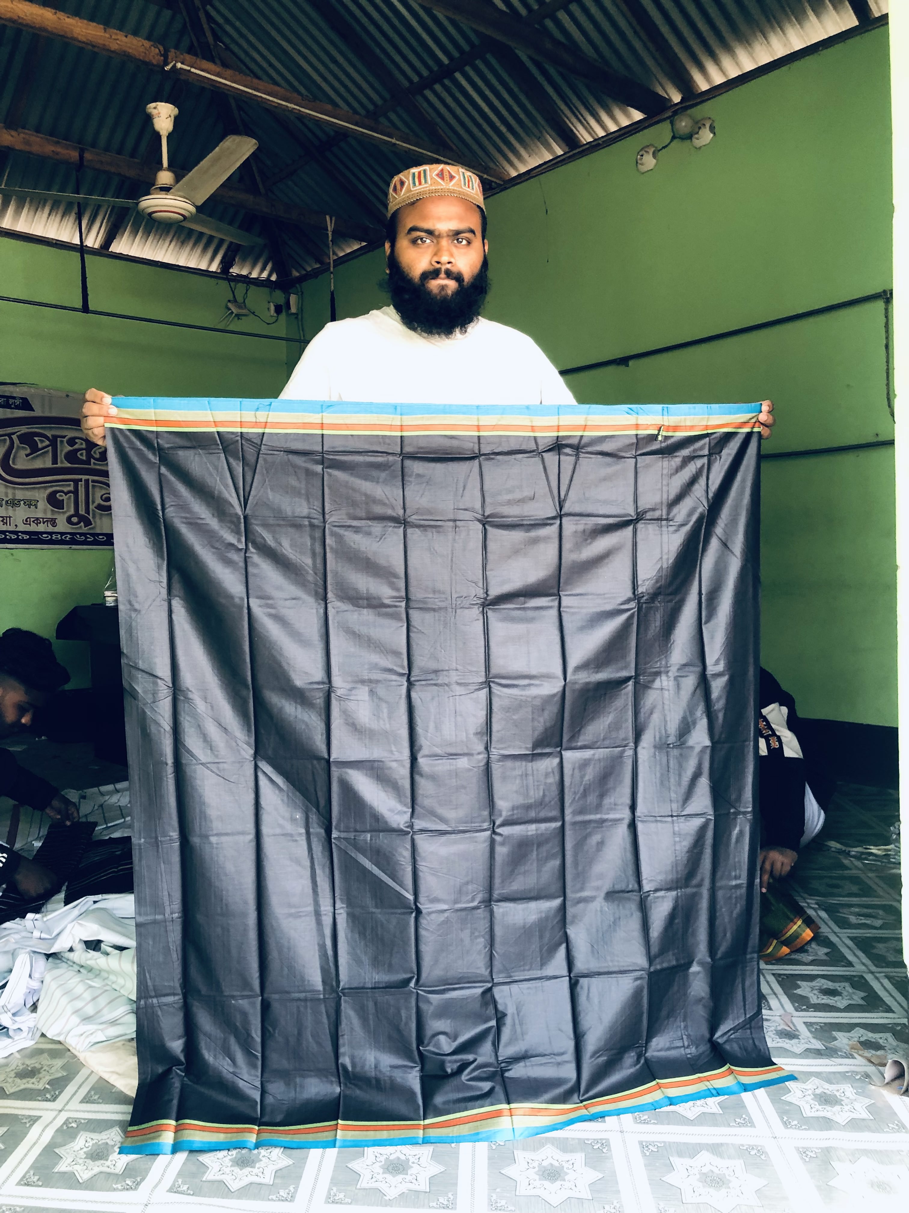 গোল্ড লুঙ্গি